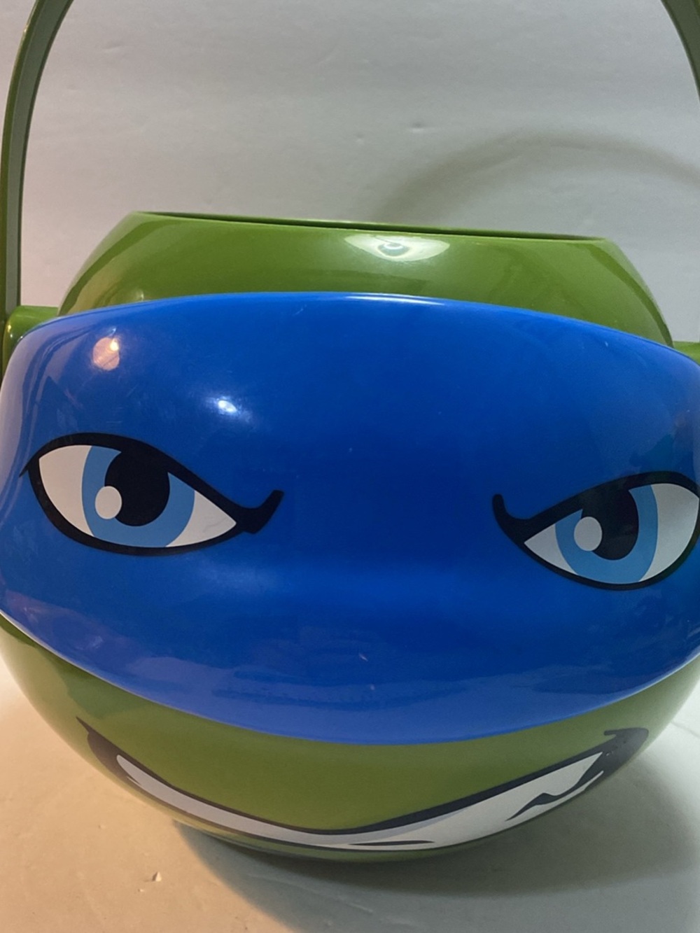 2015 TMNT Leonardo Halloween candy bucket - Picture 2 of 5